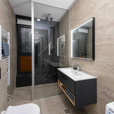 Rausion Luxury Apartmán *