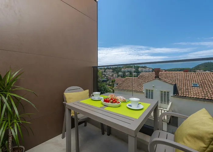 Rausion Luxury Апартаменты