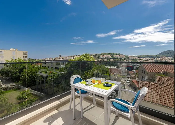 Rausion Luxury * Ragusa